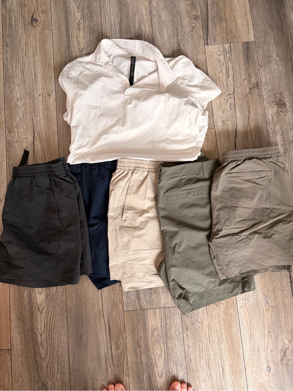 Lululemon shorts and shirt lot